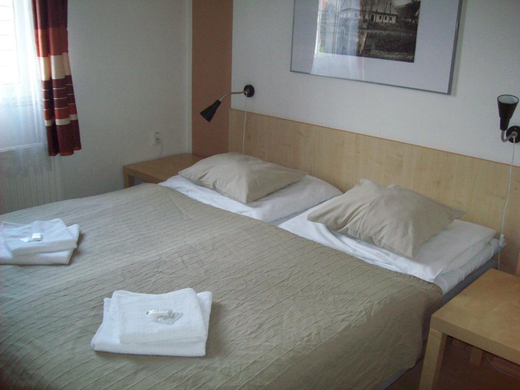 Hotel U Lip Trojanovice Frenštát pod Radhoštěm Habitación foto